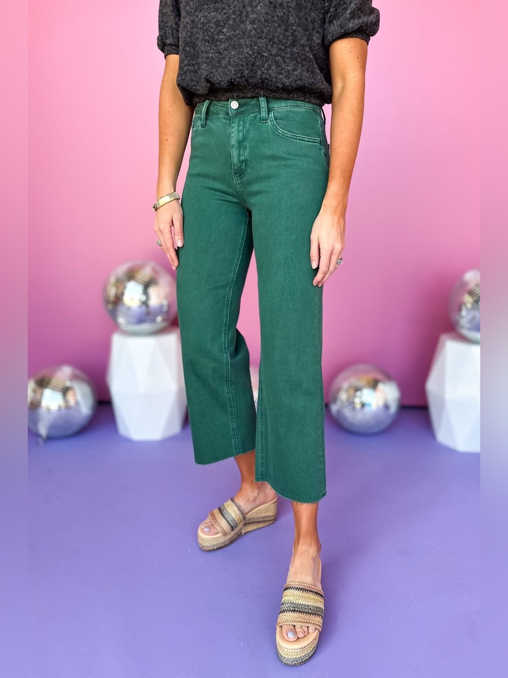 Vervet Green High Rise Crop Wide Leg jeans size 25